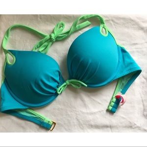 Victoria’s Secret bikini top